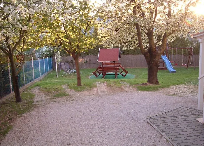 Apartman Heviz Holiday شقة Hévíz